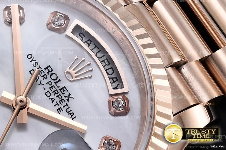 1119 RDD0223A – DayDate 36mm Packable 702